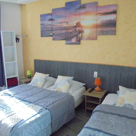 De La Gare Hotel Montlucon